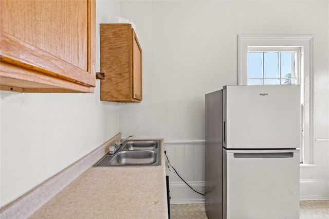 1524 Mechanic Street 4, Galveston, TX 77550