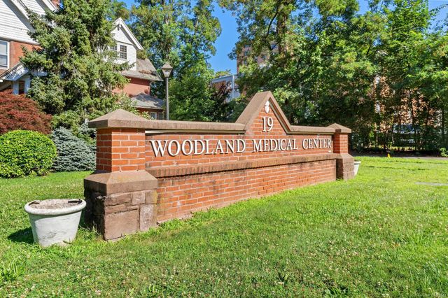 19 Woodland Street 14, Hartford, CT 06111