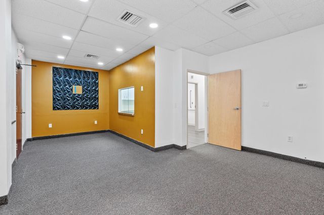 19 Woodland Street 14, Hartford, CT 06111