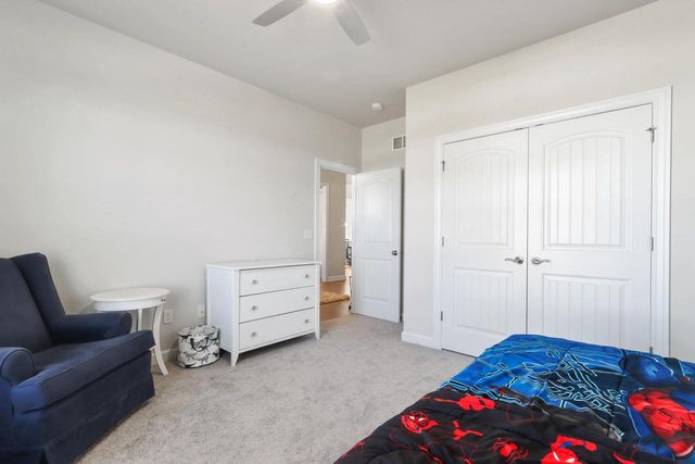 560 N Boulder Ridge DRIVE, Lake Geneva, WI 53147