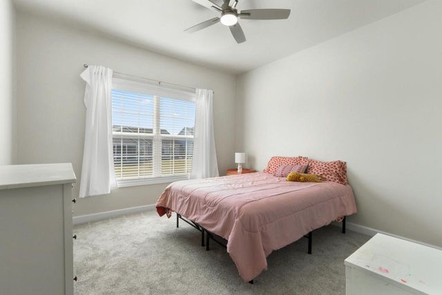 560 N Boulder Ridge DRIVE, Lake Geneva, WI 53147