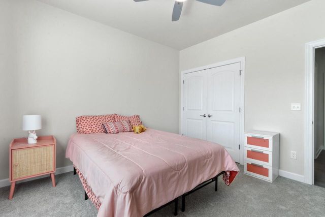 560 N Boulder Ridge DRIVE, Lake Geneva, WI 53147