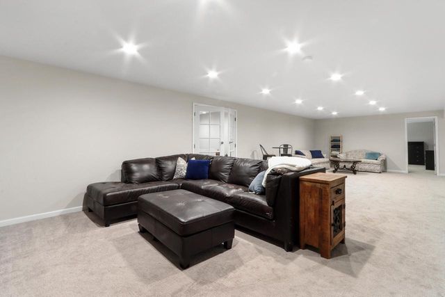 560 N Boulder Ridge DRIVE, Lake Geneva, WI 53147