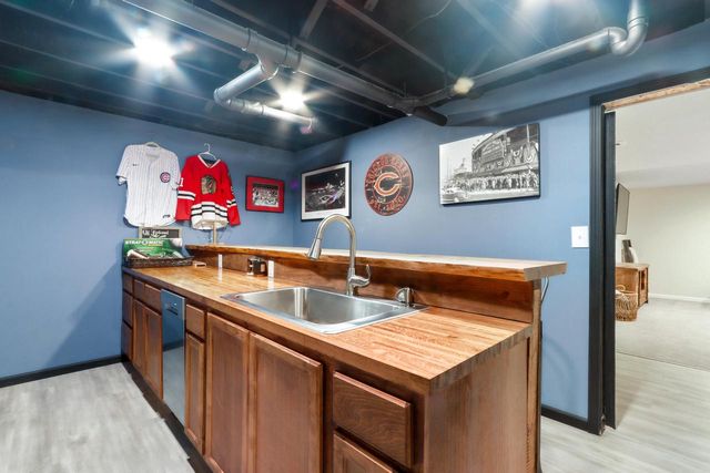 560 N Boulder Ridge DRIVE, Lake Geneva, WI 53147