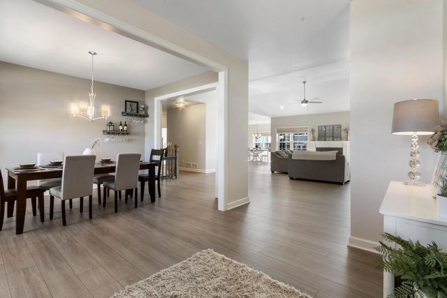 560 N Boulder Ridge DRIVE, Lake Geneva, WI 53147