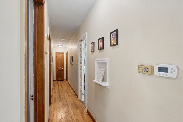3635 67th Street, Urbandale, IA 50322