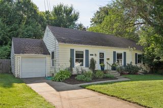 3635 67th Street, Urbandale, IA 50322