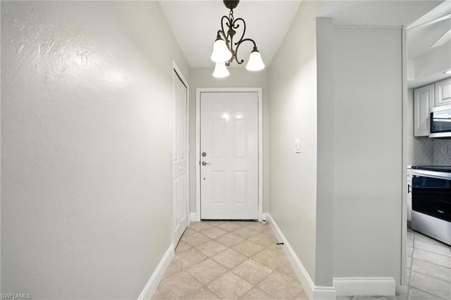16001 Dublin CIR # 103, Fort Myers, FL 33908