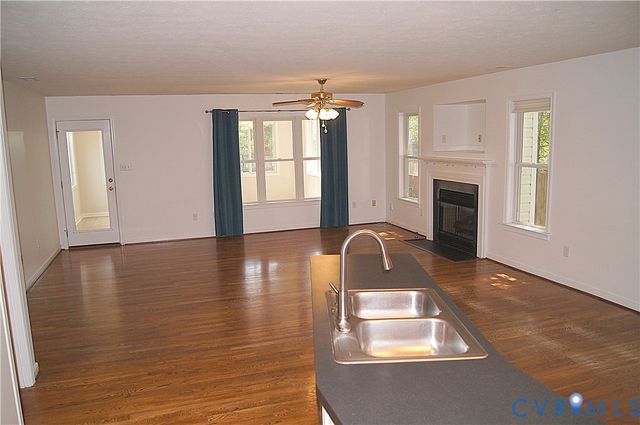 117 N Macon Ter, Ashland, VA 23005