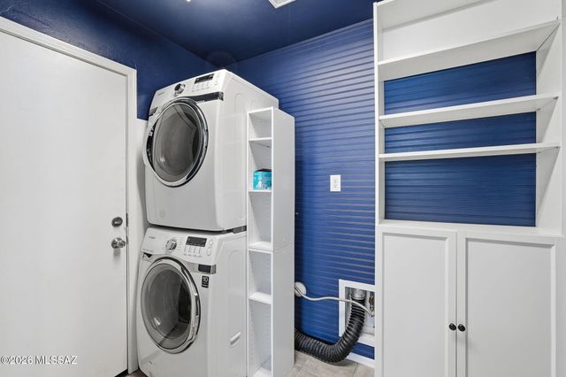 757 S Harry P Stagg Drive, Vail, AZ 85641