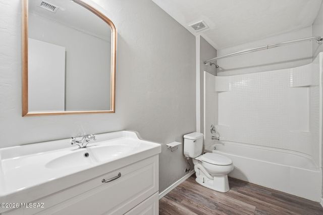 757 S Harry P Stagg Drive, Vail, AZ 85641