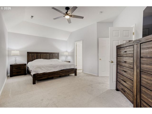 14737 Sw FERN St, Portland, OR 97223