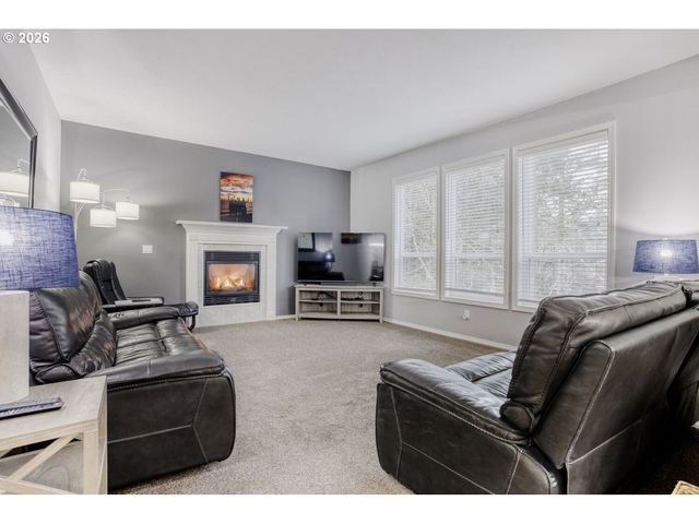 14737 Sw FERN St, Portland, OR 97223