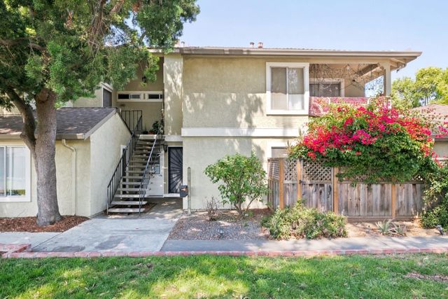 1052 Delna Manor Lane 1052, San Jose, CA 95128