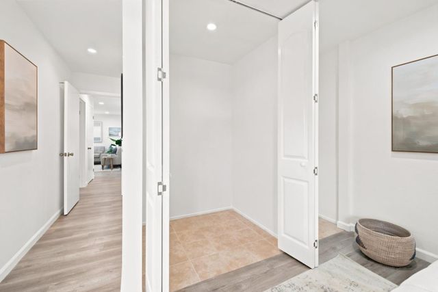 1052 Delna Manor Lane 1052, San Jose, CA 95128