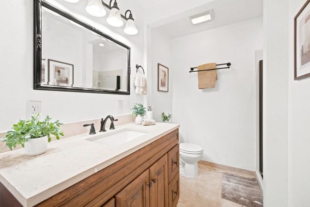 1052 Delna Manor Lane 1052, San Jose, CA 95128