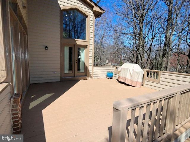 1307 STAMFORD WAY, Reston, VA 20194
