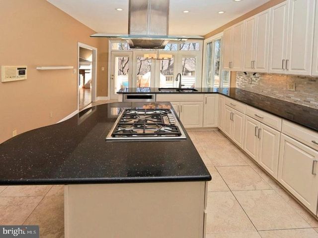 1307 STAMFORD WAY, Reston, VA 20194