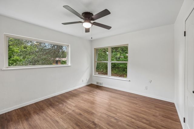 917 8th Street, Grand Prairie, TX 75050