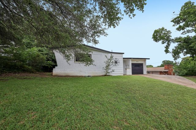 917 8th Street, Grand Prairie, TX 75050