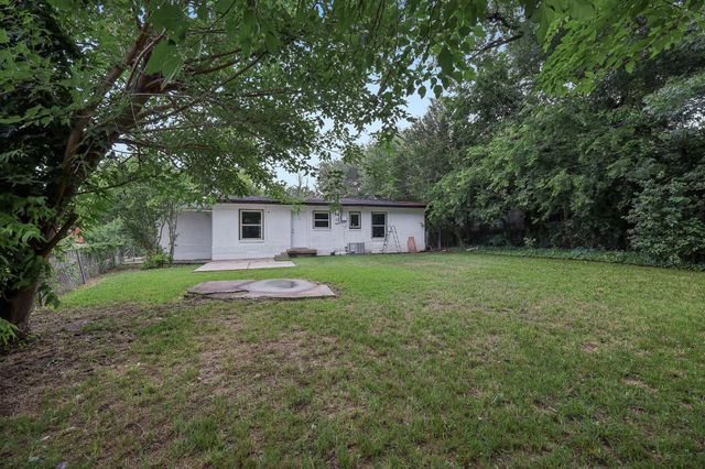 917 8th Street, Grand Prairie, TX 75050