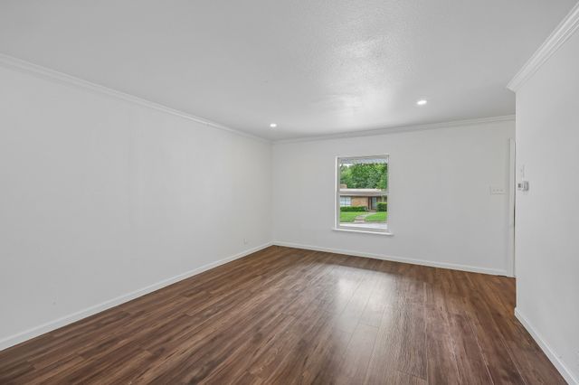 917 8th Street, Grand Prairie, TX 75050