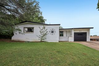 917 8th Street, Grand Prairie, TX 75050
