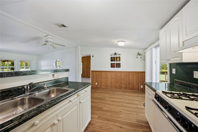 14890 SE 20TH STREET, Morriston, FL 32668
