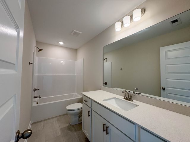 215 Settlers Way, Hendersonville, TN 37075