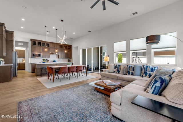 611 Camargue Trail, Reno, NV 89511