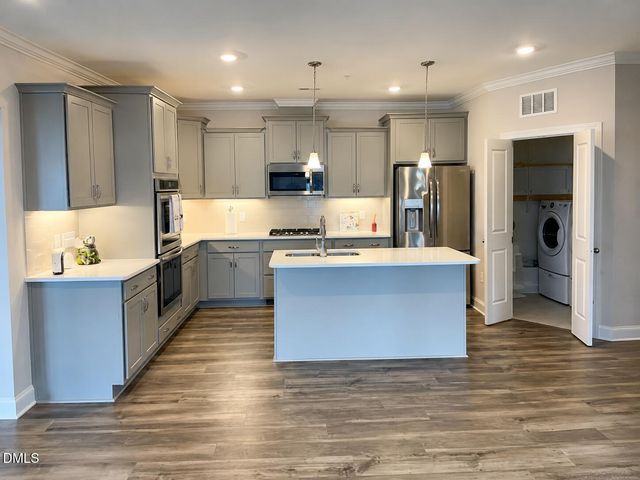 1200 Gathering Park Circle 302, Cary, NC 27519