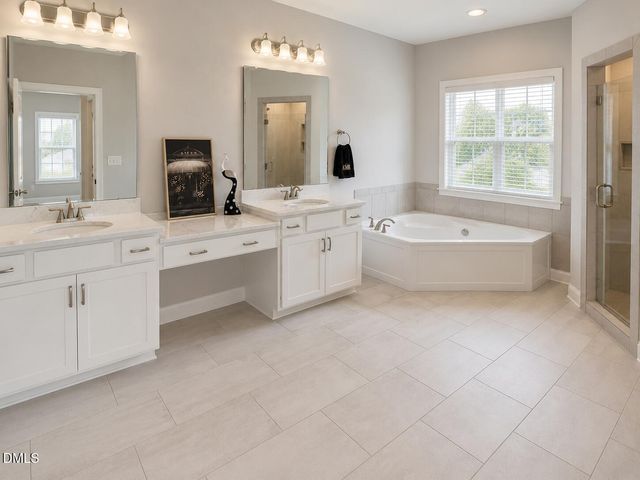 1200 Gathering Park Circle 302, Cary, NC 27519