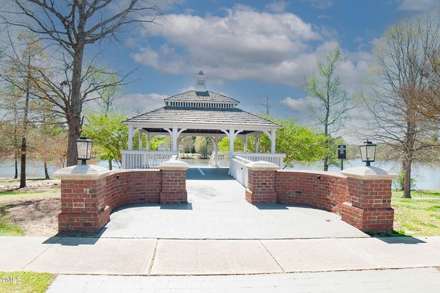 1200 Gathering Park Circle 302, Cary, NC 27519