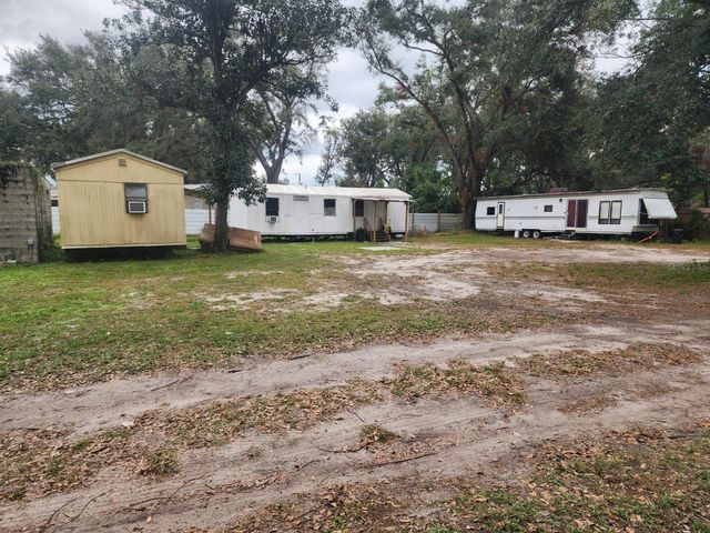 2102 SYDNEY DOVER ROAD, Dover, FL 33527