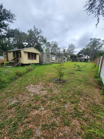 2102 SYDNEY DOVER ROAD, Dover, FL 33527