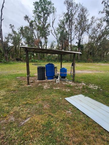 2102 SYDNEY DOVER ROAD, Dover, FL 33527