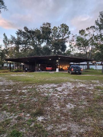 2102 SYDNEY DOVER ROAD, Dover, FL 33527