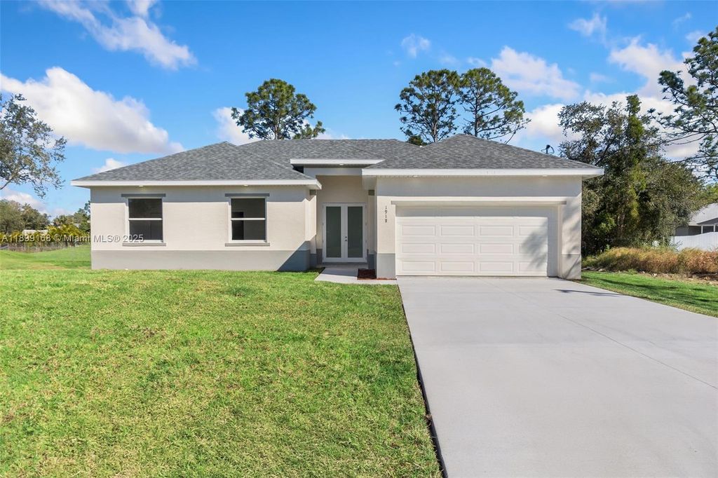 1918 WANDA AVE N, Lehigh Acres, FL 33971
