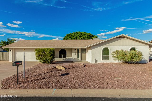 6048 E HOBART Street, Mesa, AZ 85205