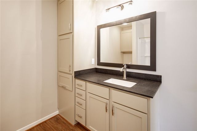 1211 North Ridgefield Circle, College Station, TX 77840