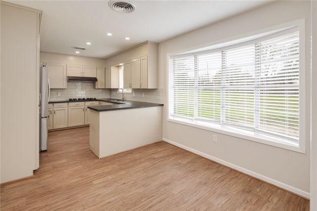 1211 North Ridgefield Circle, College Station, TX 77840