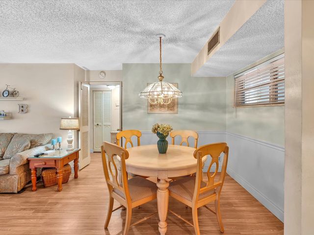 30 Colonial Club Drive 101, Boynton Beach, FL 33435