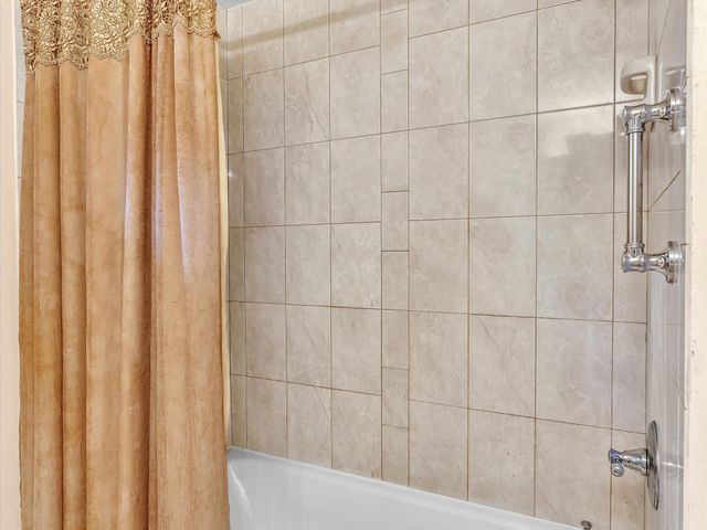 30 Colonial Club Drive 101, Boynton Beach, FL 33435