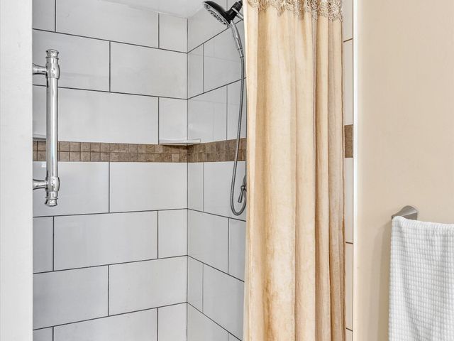 30 Colonial Club Drive 101, Boynton Beach, FL 33435