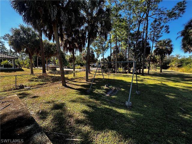 231 14th ST NE, Naples, FL 34120