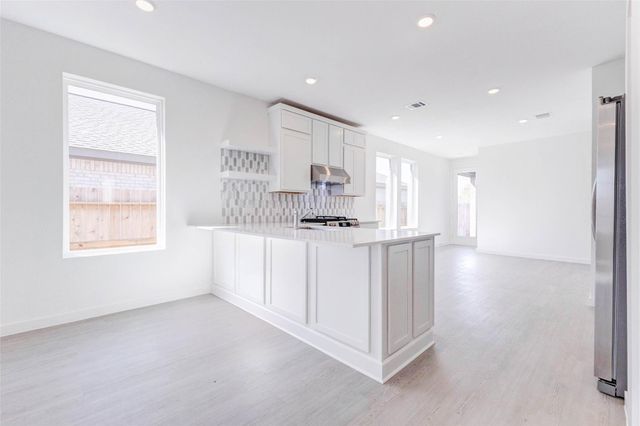 27410 Sweetwater Bay Drive, Katy, TX 77493