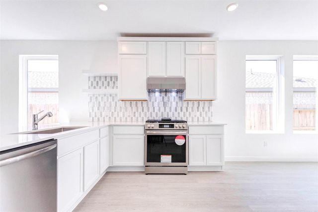27410 Sweetwater Bay Drive, Katy, TX 77493