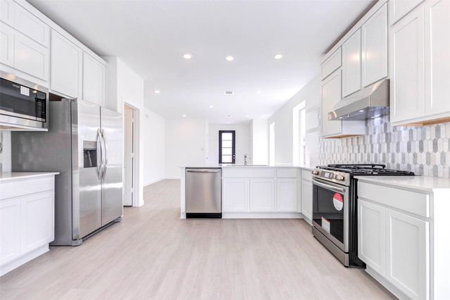 27410 Sweetwater Bay Drive, Katy, TX 77493