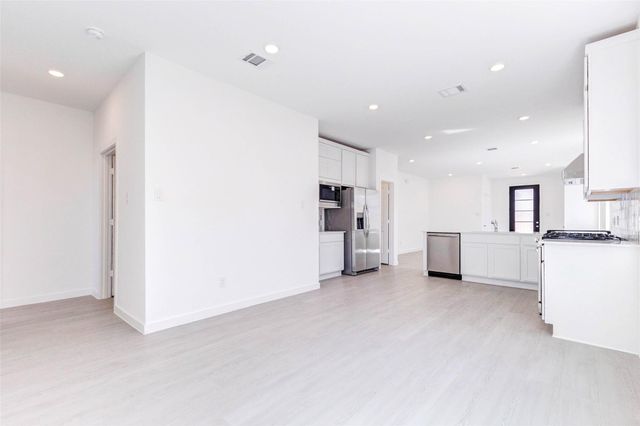 27410 Sweetwater Bay Drive, Katy, TX 77493