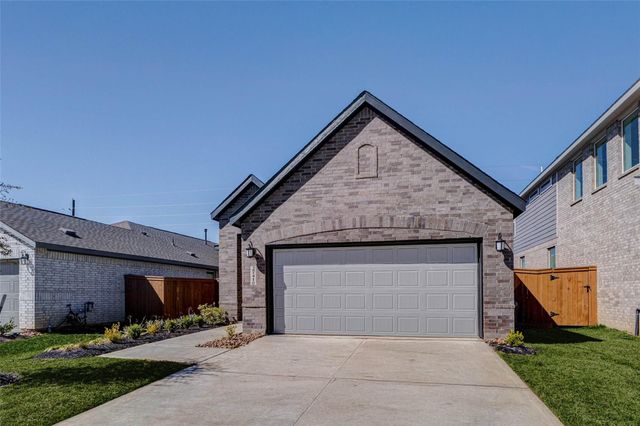 27410 Sweetwater Bay Drive, Katy, TX 77493
